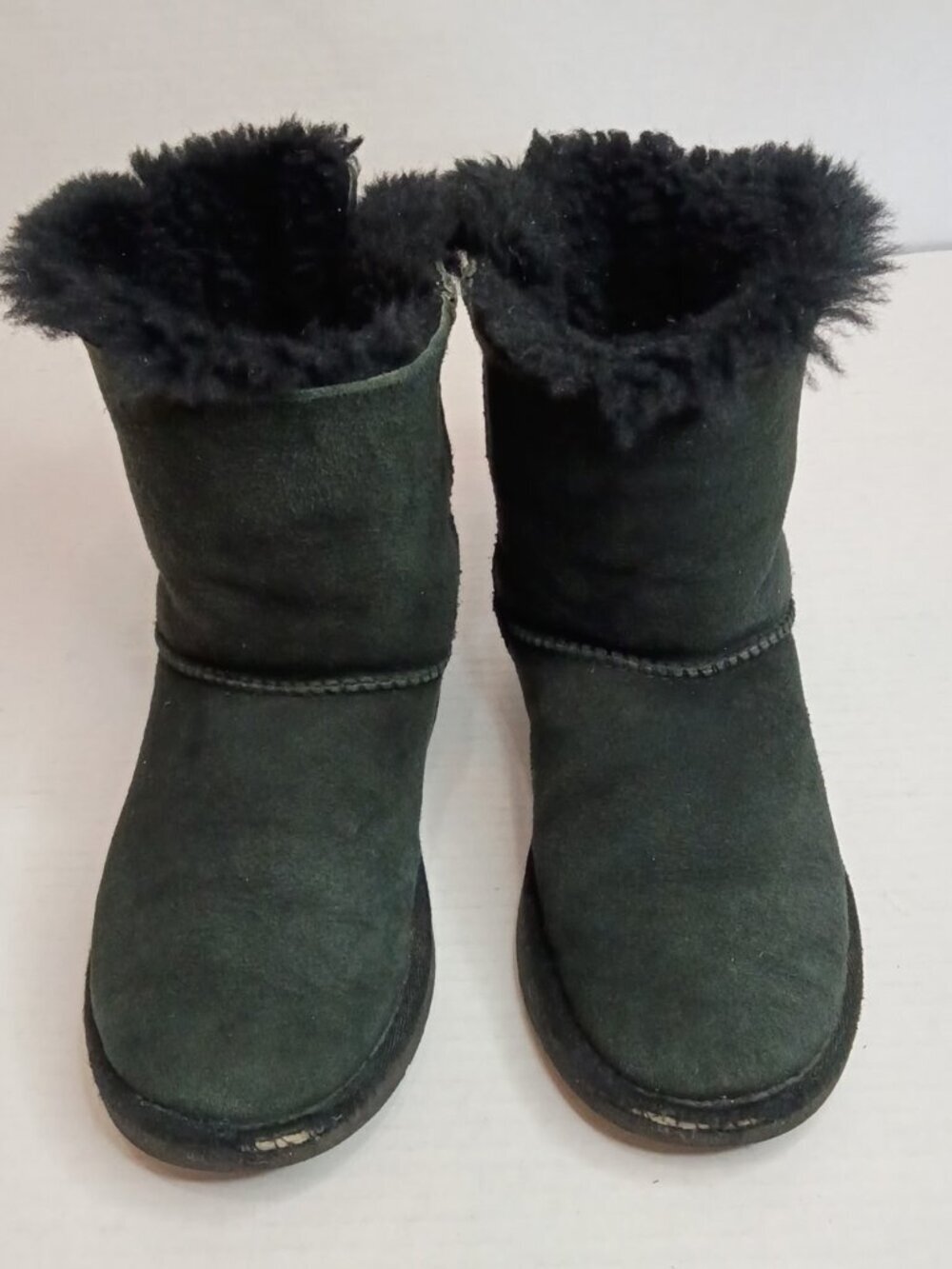 UGG Kids Bailey Bow II Black Suede Boots Youth Size 1